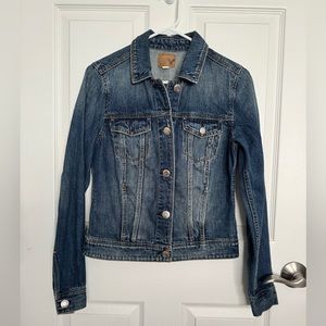 American Eagle Classic Denim Jacket